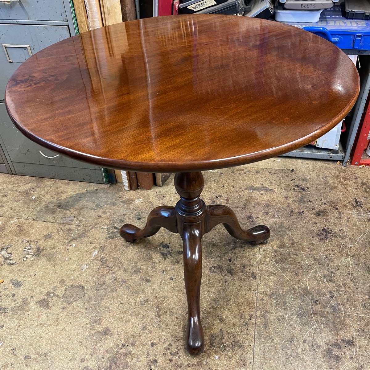 Georgian mahogany tilt top tripod&nbsp;table